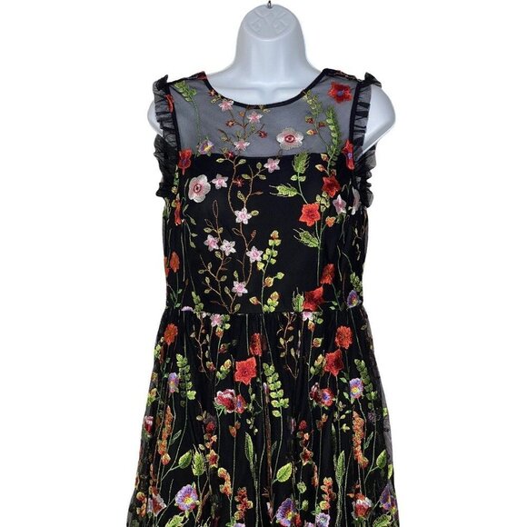 AQUA Woman’s‎ Embroidered Floral Ruffled Dress Size 2 - Picture 3 of 9